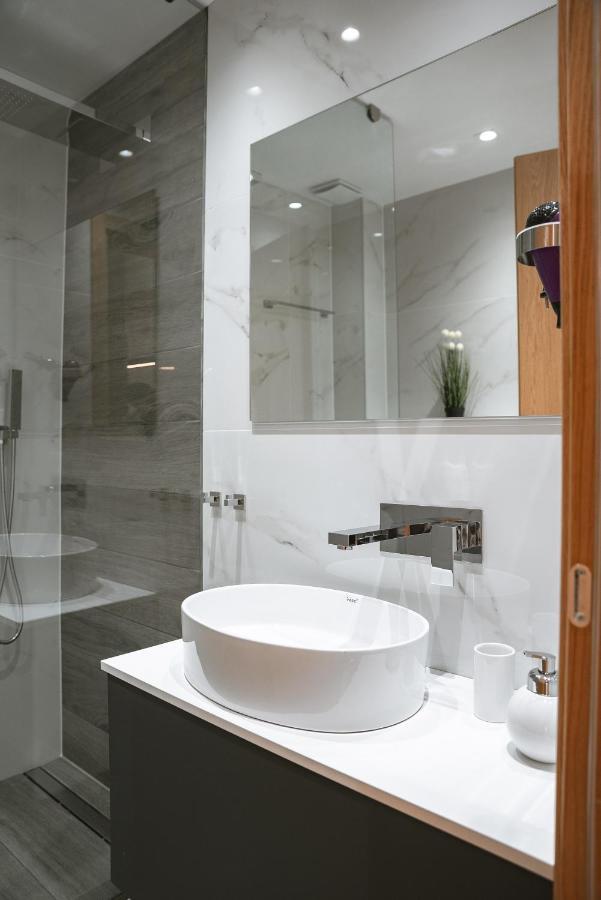 Valentinos Apartments Kallithea  Dış mekan fotoğraf