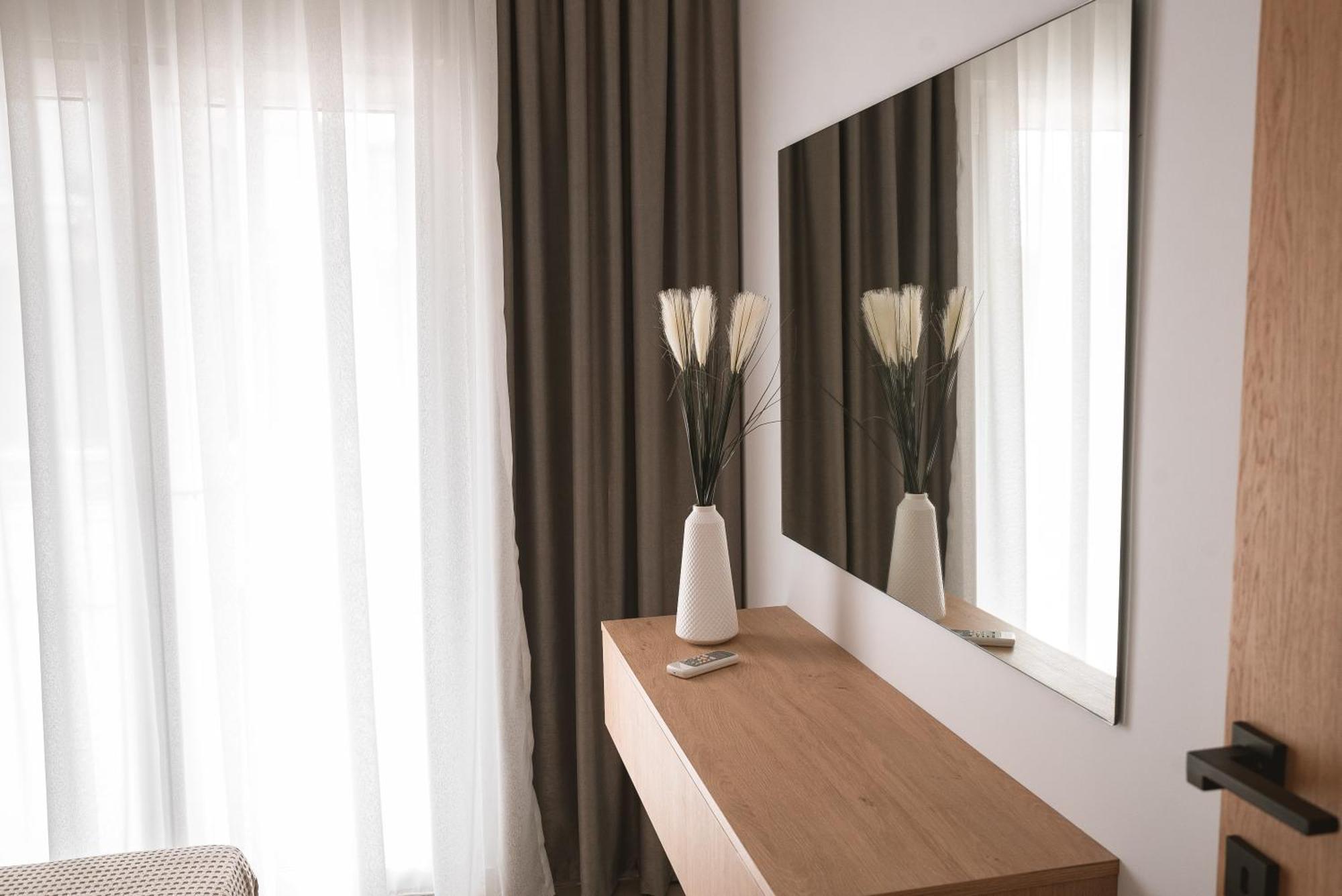 Valentinos Apartments Kallithea  Dış mekan fotoğraf